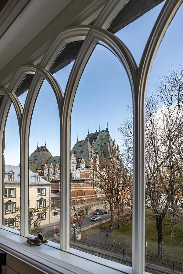 Hotel Manoir Vieux-Quebec Κεμπέκ