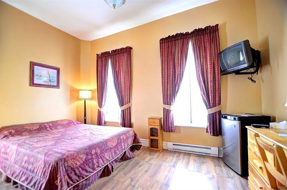 Hôtel Manoir Vieux-Québec Hotel Ville de Québec