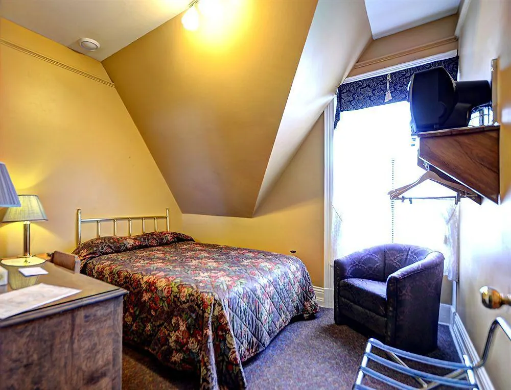 Hotel Hôtel Manoir Vieux-Québec